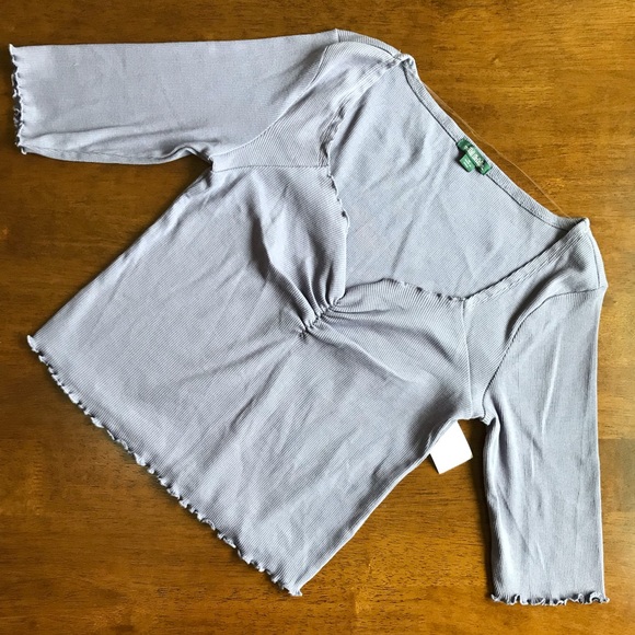 Cute Purple 3/4 sleeve Top - Picture 1 of 3